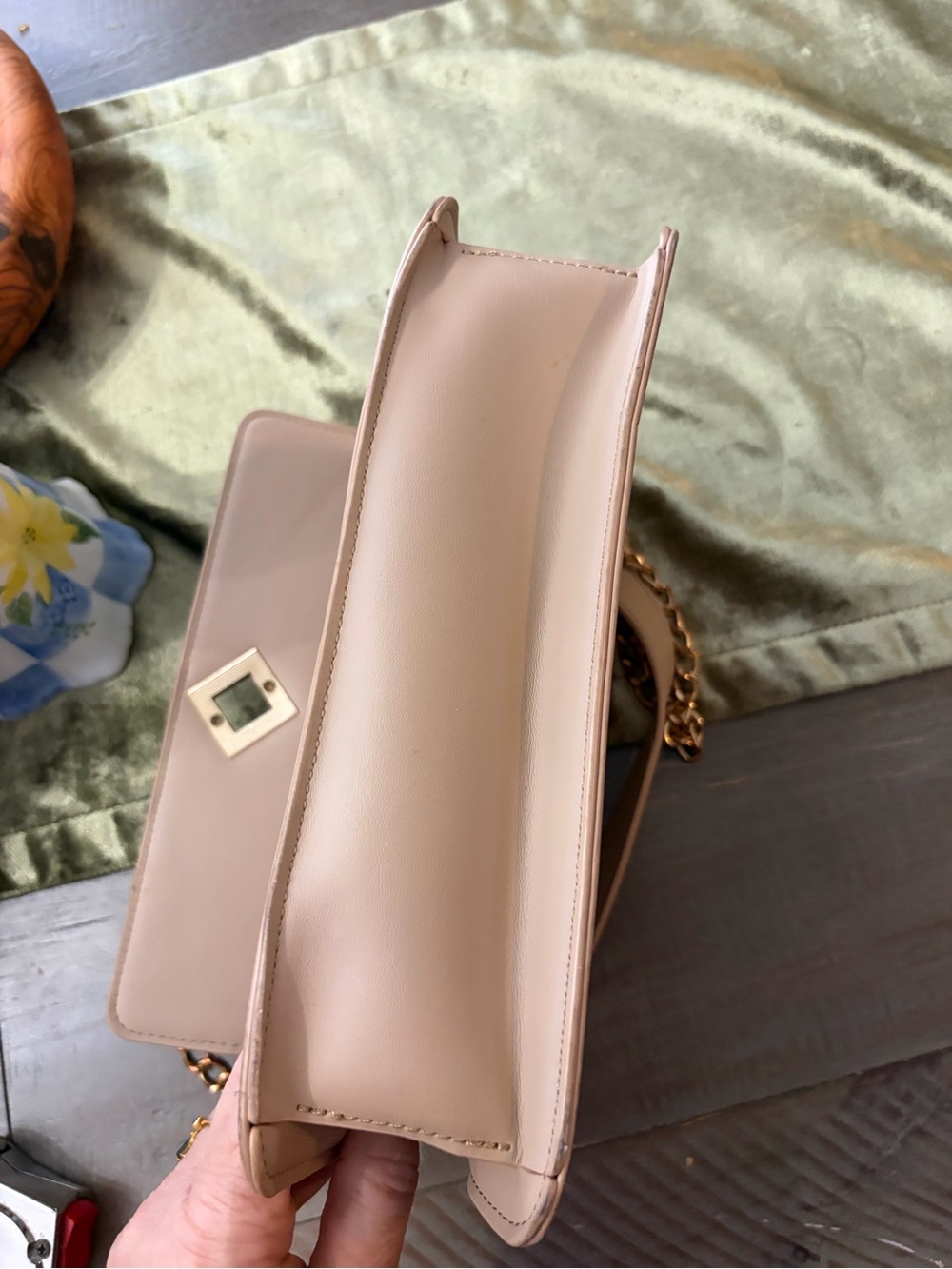 Quilted Taupe Chain Shoulder Bag with Gold Hardware - Picture 7 of 13